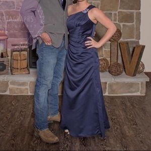 One shoulder navy Bridesmaids dress